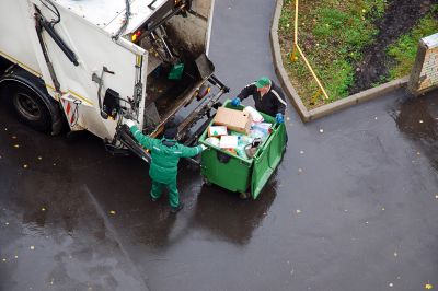 Local Junk Removal Service pros at work